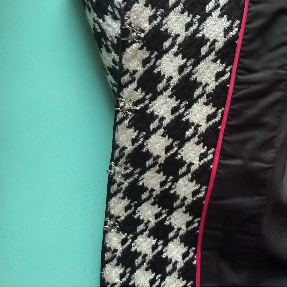Le Chateau Black White and Gold Houndstooth Blazer Women’s XXS - Picture 12 of 15